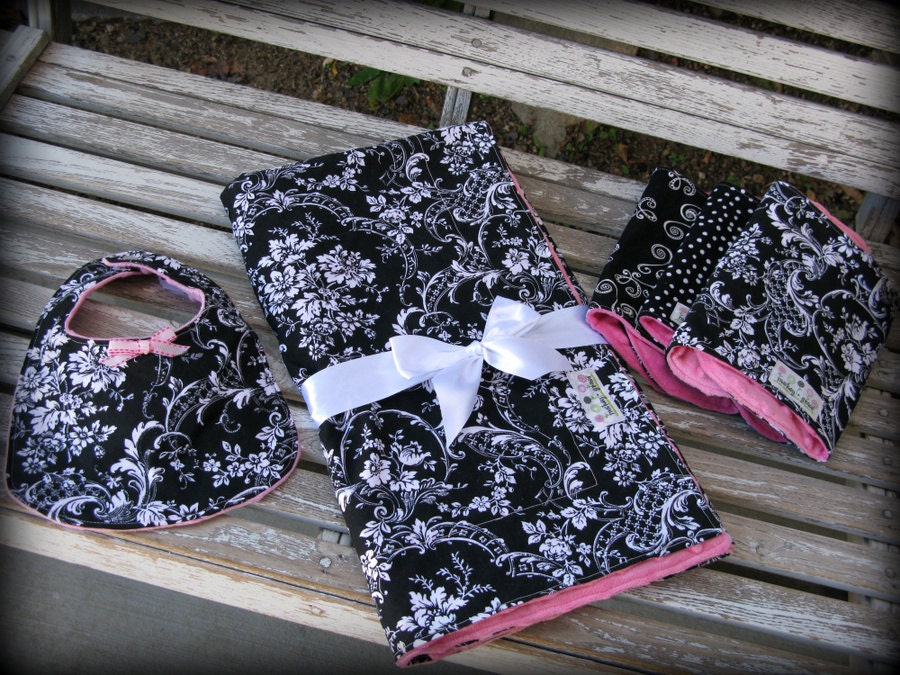 Black and White Damask Baby Girl Gift Set with Pink Minky. Blanket, Burpies, Bib. Baby Shower Gift. Newborn Gift