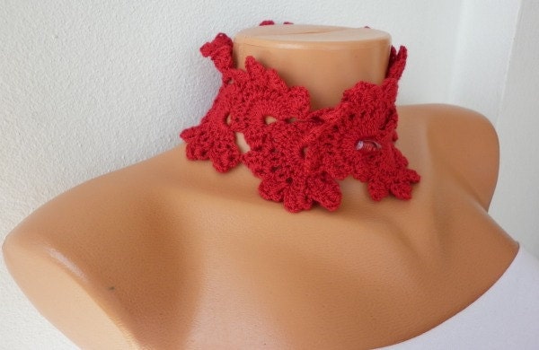 Red Queen Anne's Lace Scarf  Choker Necklace  Neckwarmer  Cowl  Crochet  Gift