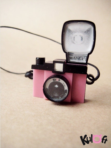 Pink Lomo