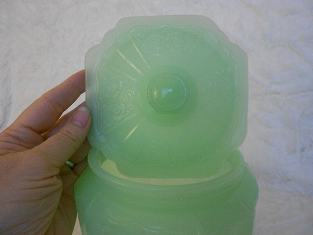 Opaque Jadeite Flowered Column Design Canister