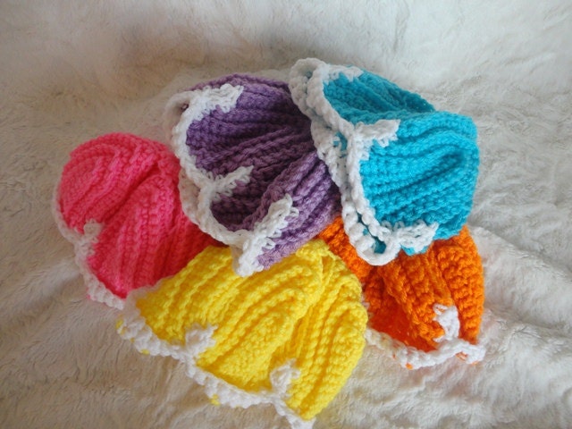Flower Peddles Crocheted Baby Cap/Hat, Photo Prop, Baby Girl Newborn Size