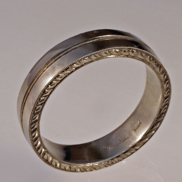 Man's Wedding Band VINTAGE STYLE ENGRAVING in 14k White or Yellow Gold