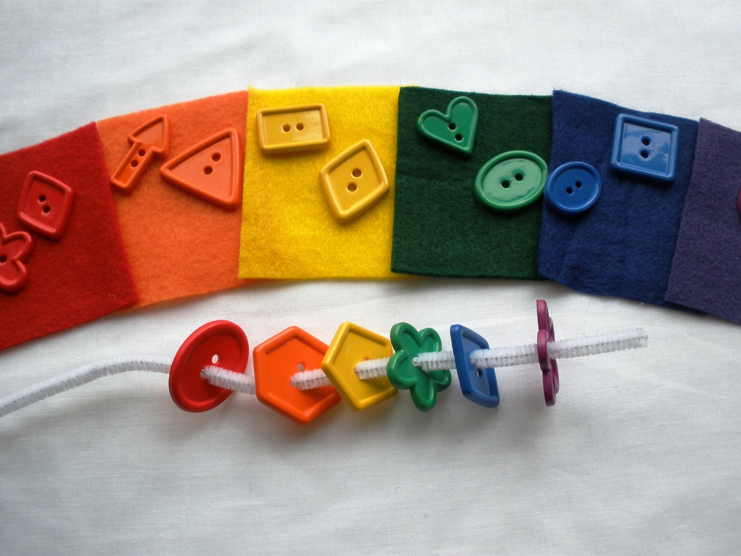 Felt and Buttons Sorting Set and Fine Motor Activity - feltyfun