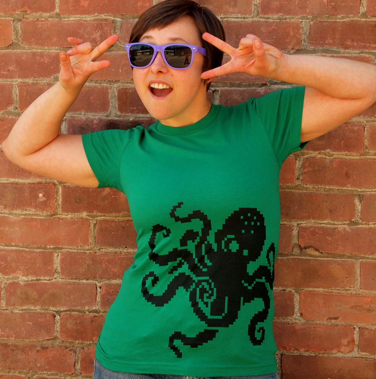 8 Bit Octopus women's Small t-shirt green 8bit Geek american apparel shirt 80's nerd juniors