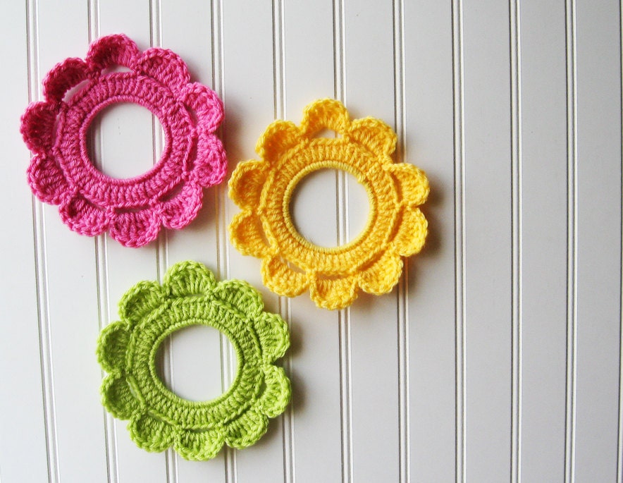 Decorative Crochet Wreath Wall Hangings & Picture Frames Bright Color Fun