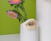 Sealed with a kiss, cute ceramic mouth vessel / container