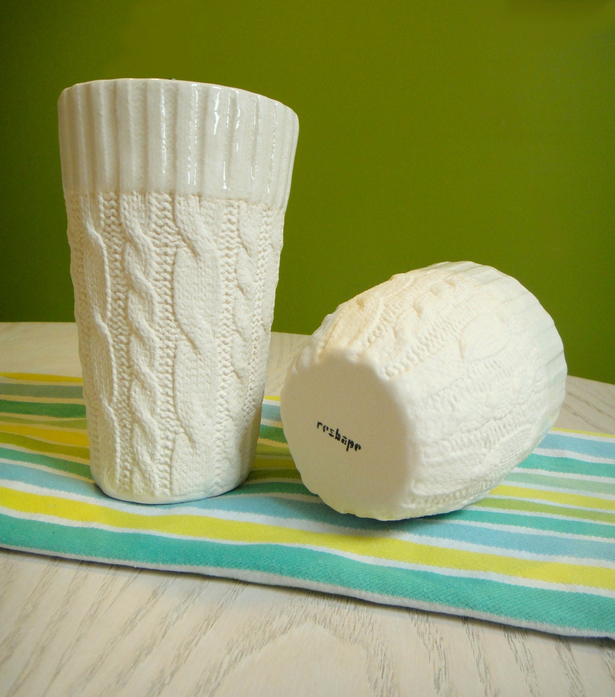 Set of 2 Cable knit ceramic cups - Tall Ivory glazed edge