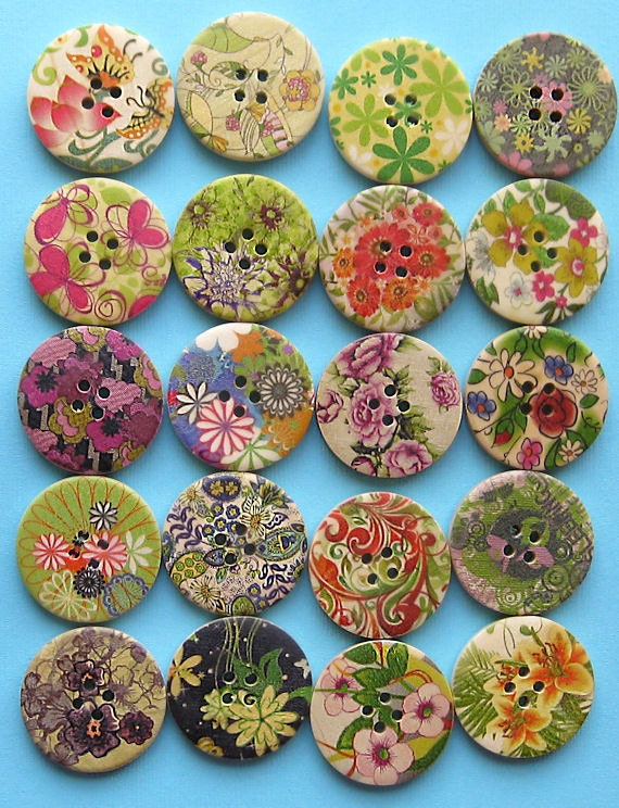 20 Painted Wood Buttons Extra Large Green Tone Designs - BUT171