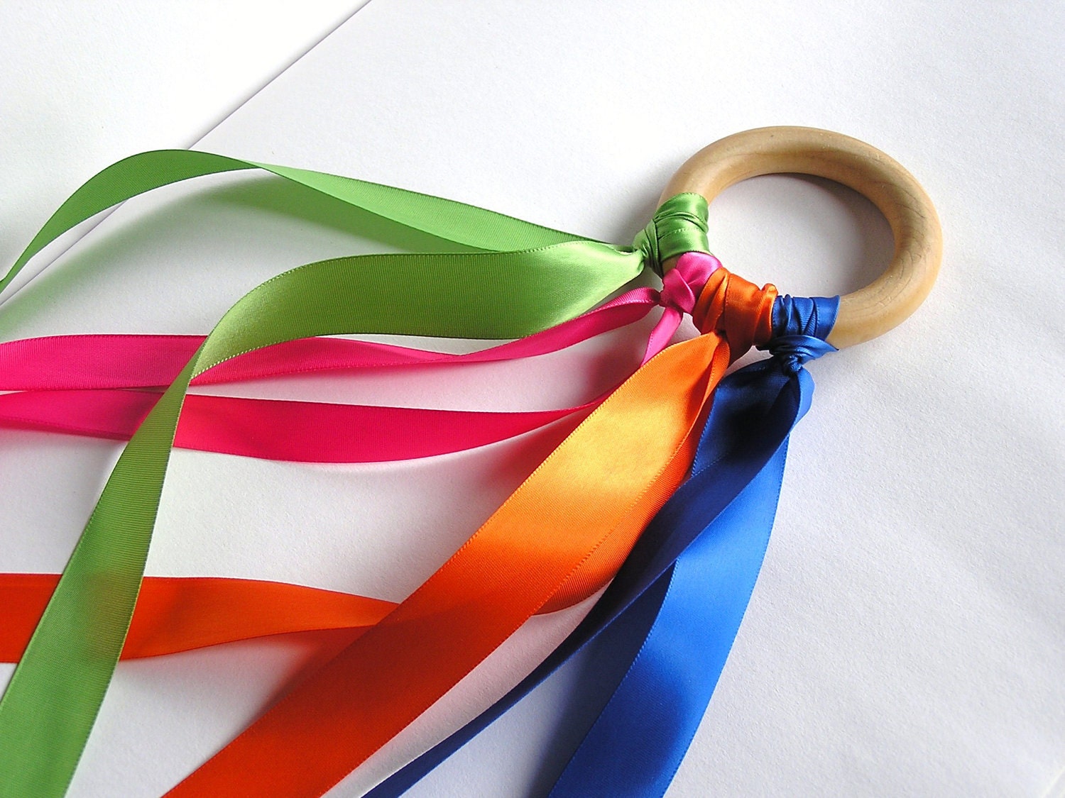 Eco- Friendly-Game- Kids- Wood-Wooden -Waldorf- Kids -Toy-Natural  Wood Toy -Fly Me- PARTY- Wood Ring Hand Kite