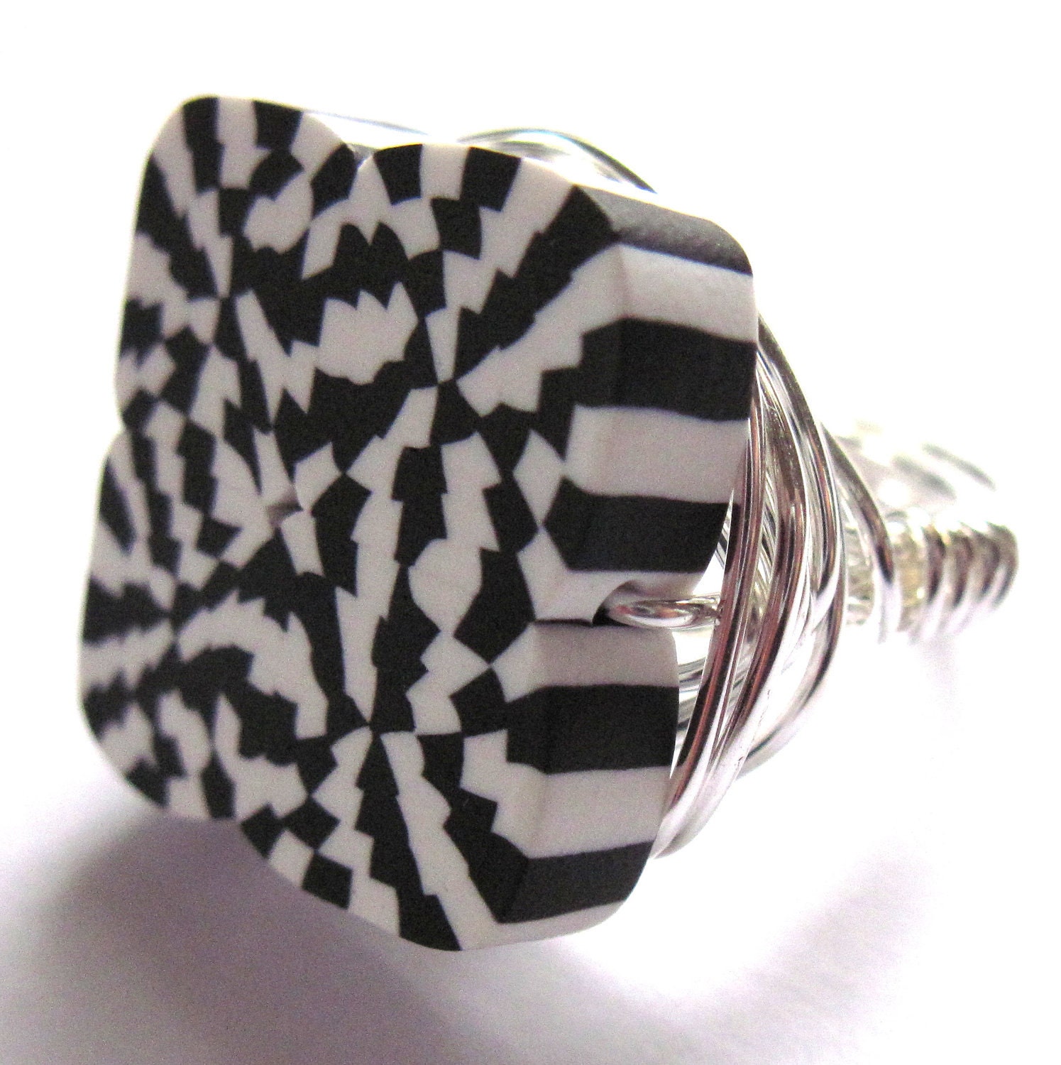 Wire Wrap Ring Black White Unisex Fashion Jewelry