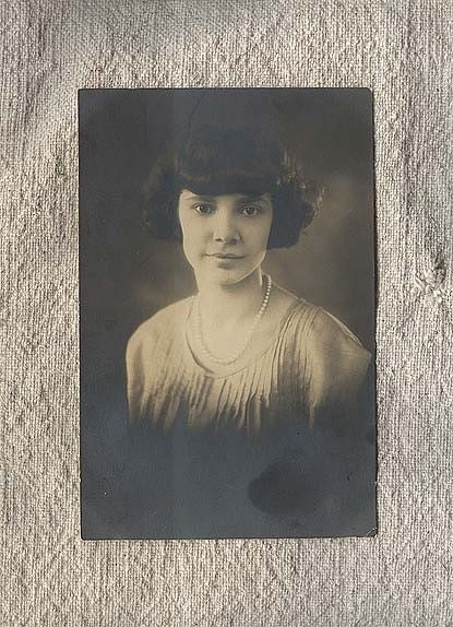 Vintage 1920s Photograph Stunning Young Woman