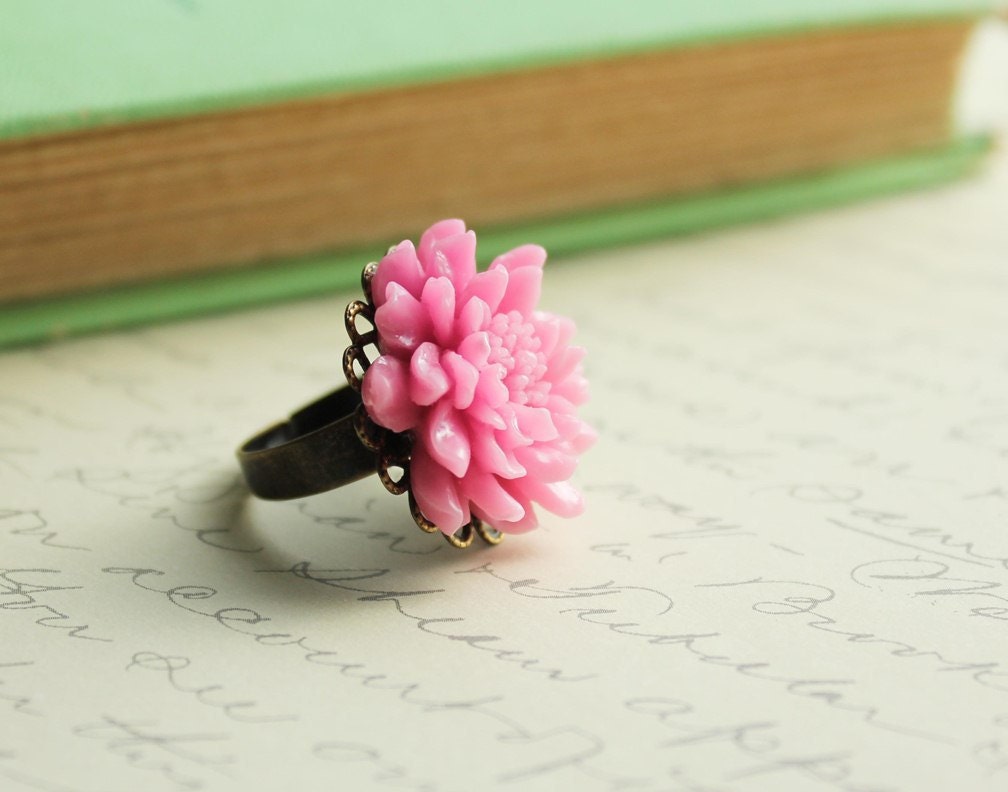 Cocktail Ring, Large Flower, Adjustable Ring, Violet Pink Chrysanthemum, Dahlia Flower, Floral Statement Jewelry