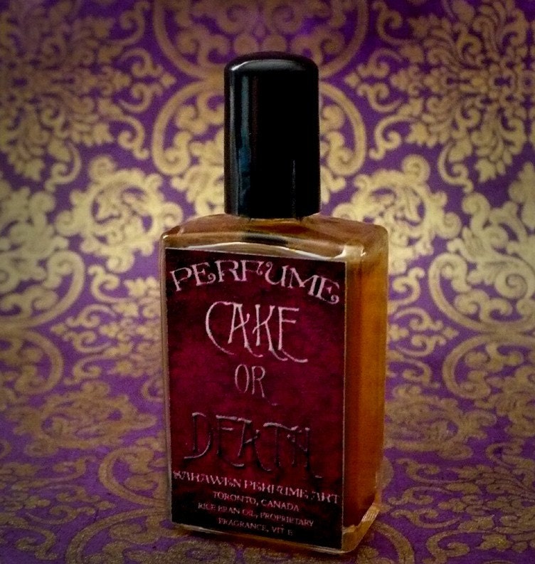 CAKE OR DEATH Gothic Perfume Oil 10ml - ButterCream Cake & Amber