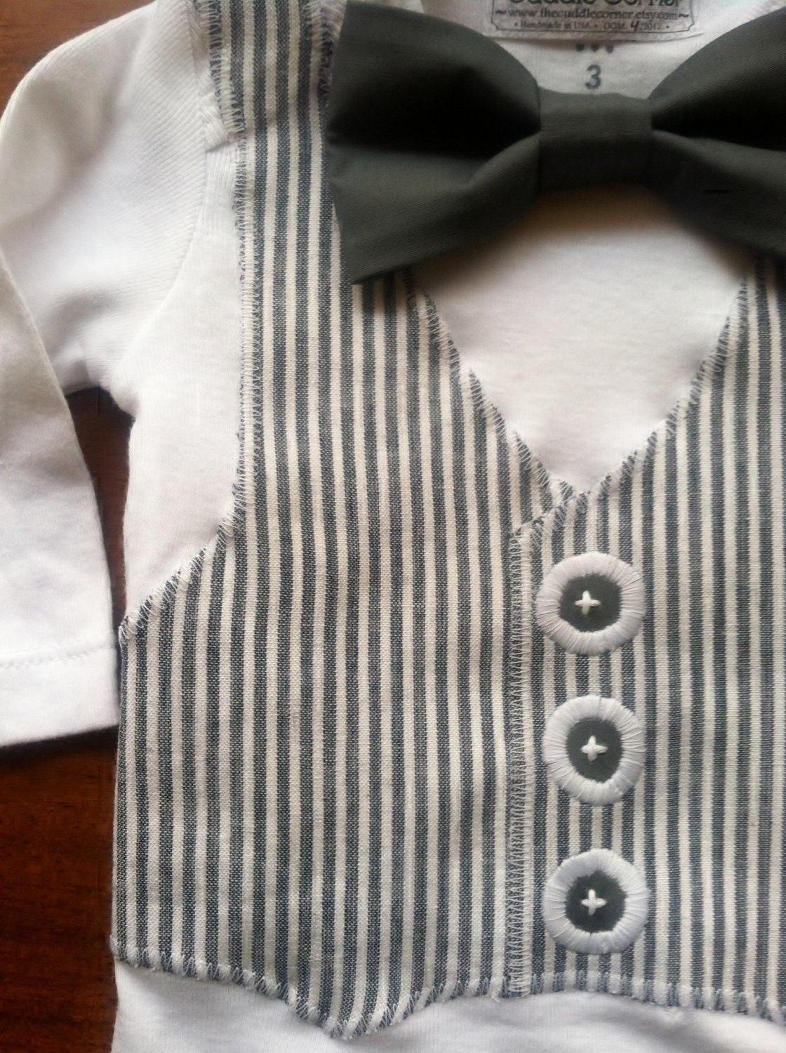 Bow Tie and Vest Onesie - Wedding Ring Bearer Outfit - Boutique Baby Boy Clothes - Seersucker and Gray Bow Tie - long or short sleeve