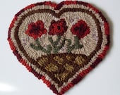 PrimiTive Folkart Penny Flower Heart Hooked Rug LJO Collection Primitive Rugs