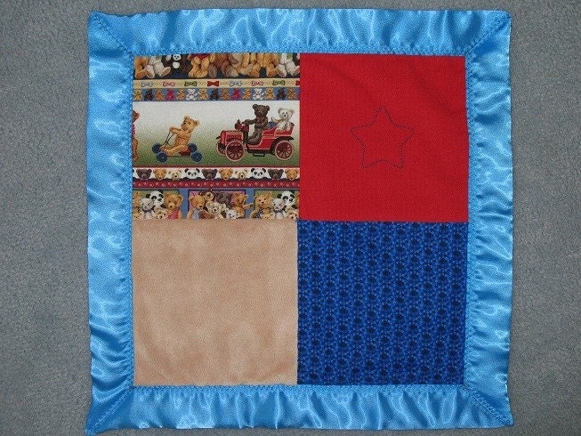 Auntie Robin Bear Cuddle Quilt