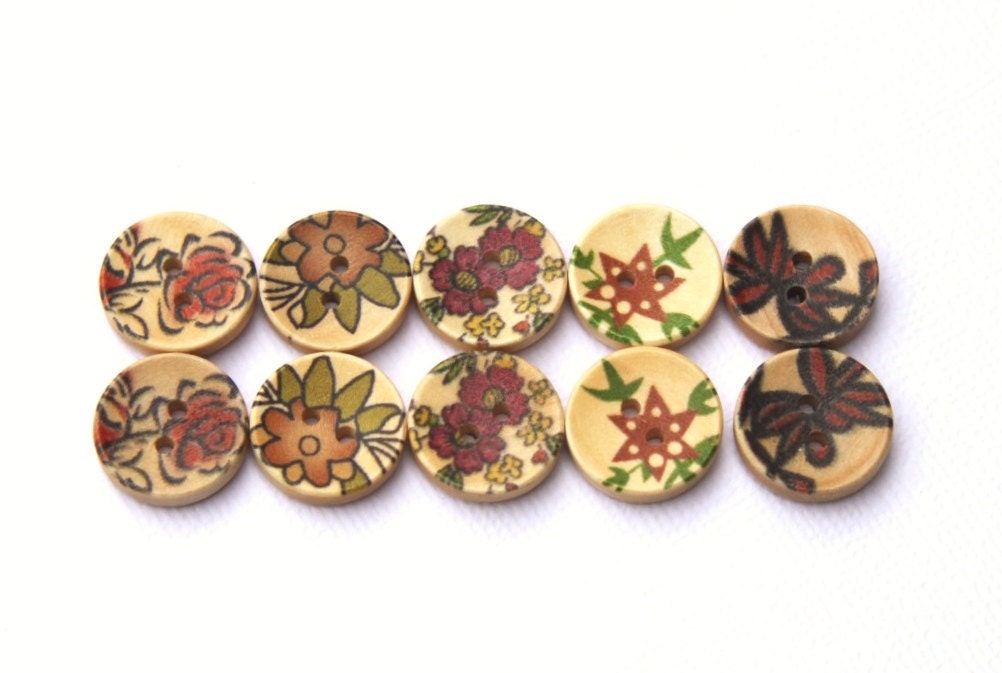 Wood Buttons. Flower prints Round. Circle. 20 pcs.15mm 0.59 inch. Floral mix. 2 holes. Sewing. Button crafts