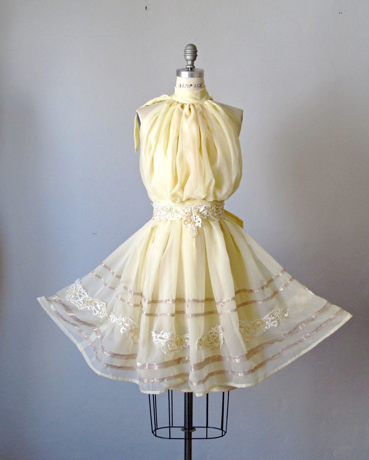 Dress / Pale yellow / Vintage lace / Ruffles / Romantic / Dreamy / Soft / Sleeveless / Bridesmaids / Wedding / Flowy / Delicate