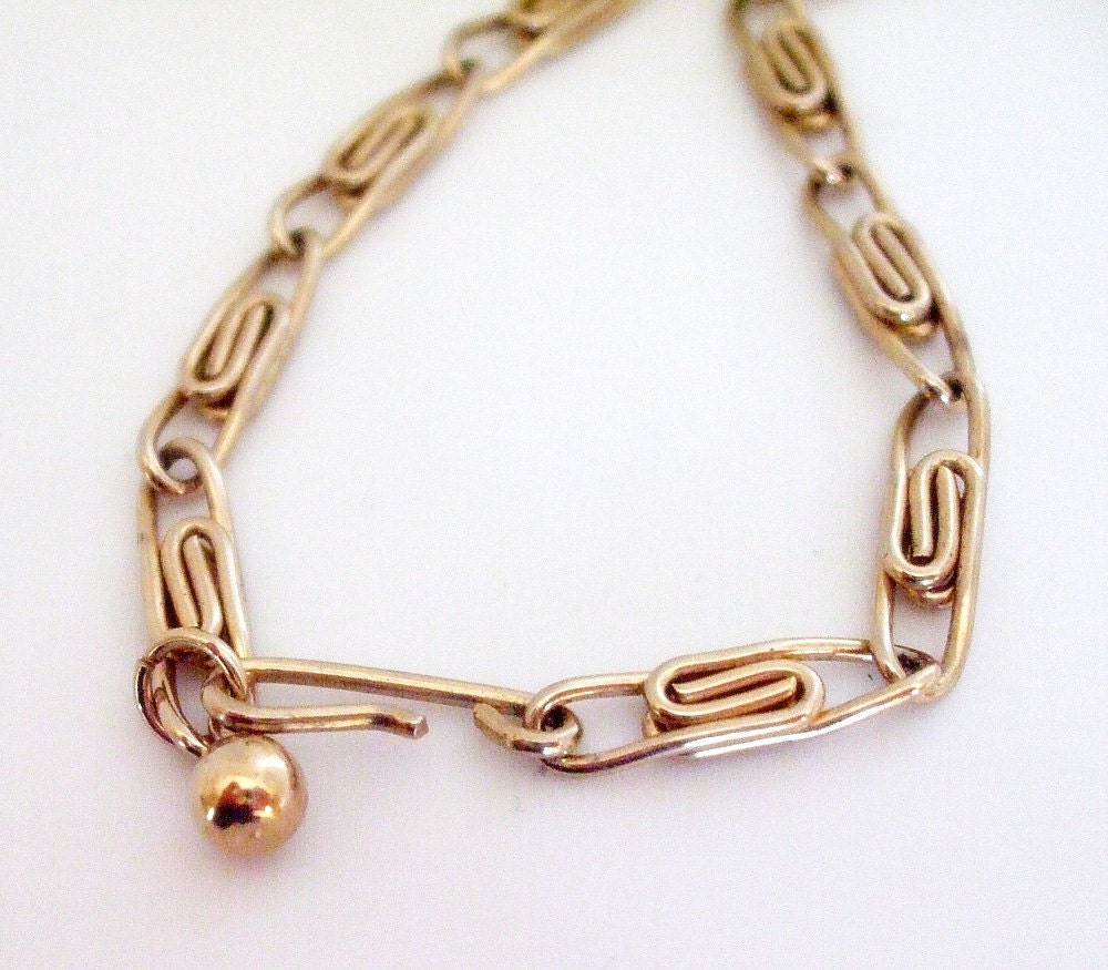 Pearl Necklace Choker -Mother of Pearl -Vintage- 1960s- Gold Scroll Chain-