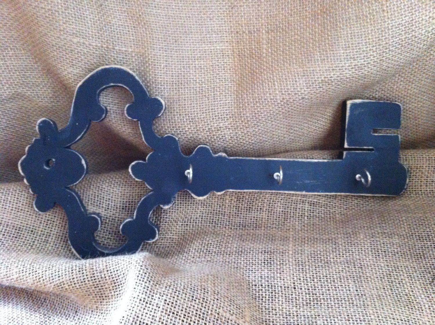 Vintage Inspired Distressed SKELETON KEY Wall Decor Key HOLDER Home Decor