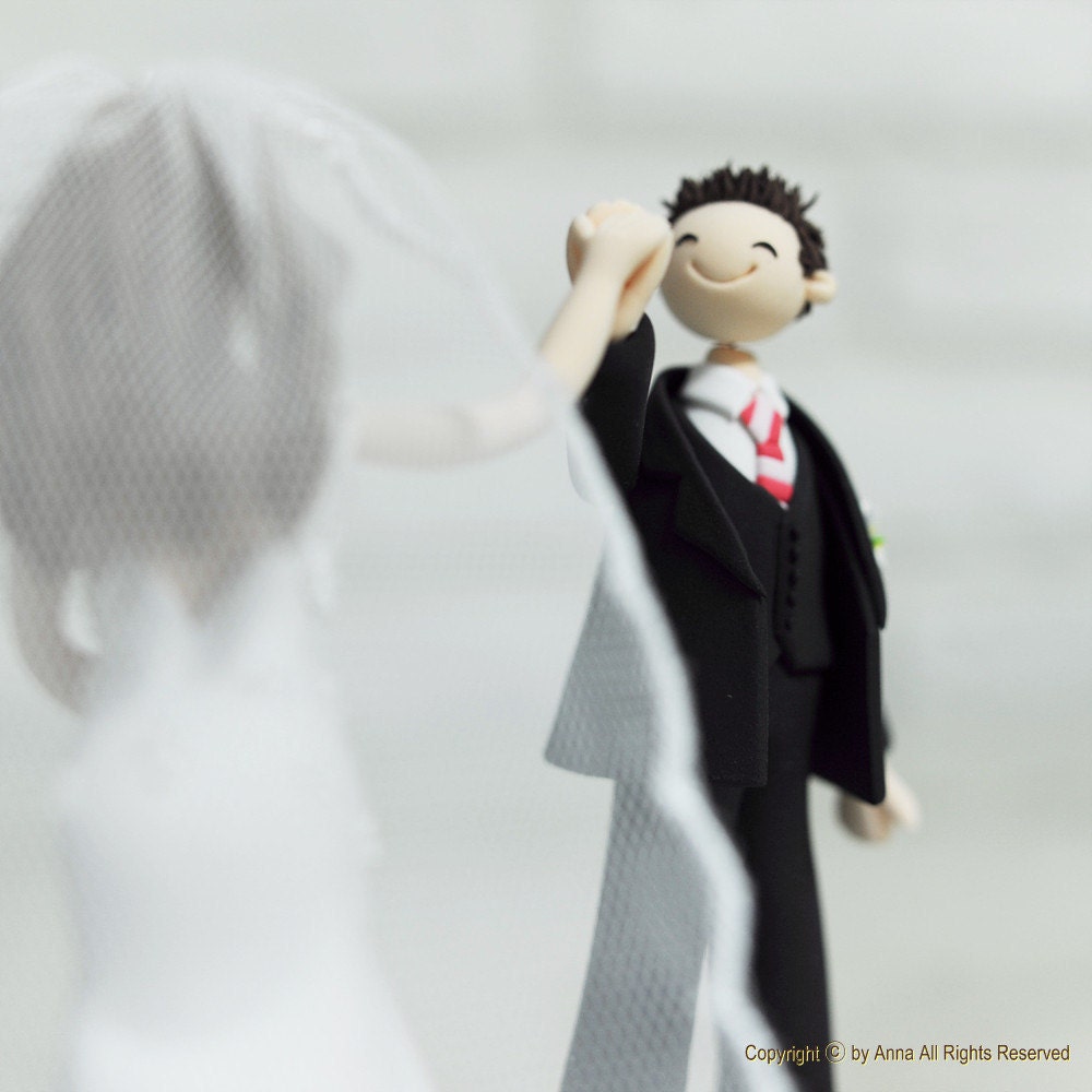 Cute couple Wedding Cake topper , Decoration, Keepsake - Hi -Five