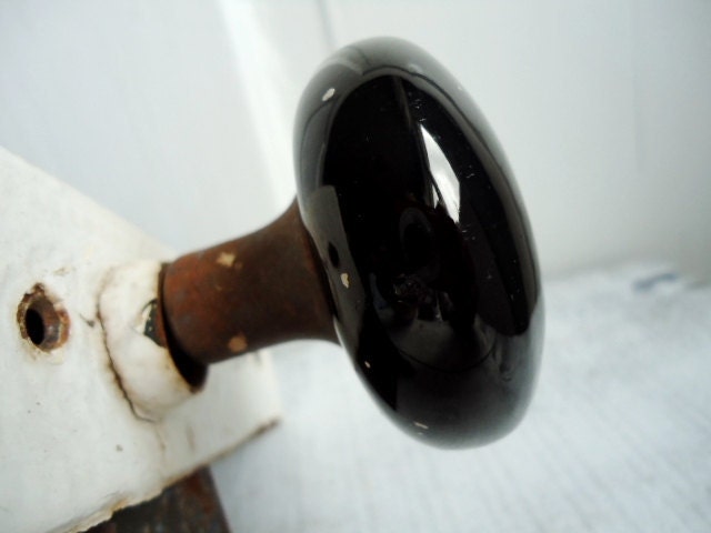 Vintage Jet Porcelain Door Knob - Vintage Architectural Salvage - Jet Black Porcelain Door Knowb