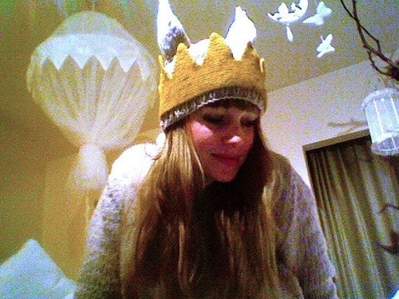 wear the wild things are hat KNITTING PATTERN