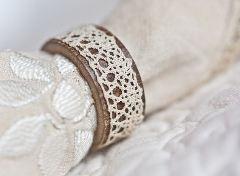 Napkin Rings Organic Bamboo Vintage French Lace Beige Set of Four OOAK Holiday Home Decor  teamcamelot tbteam elitett