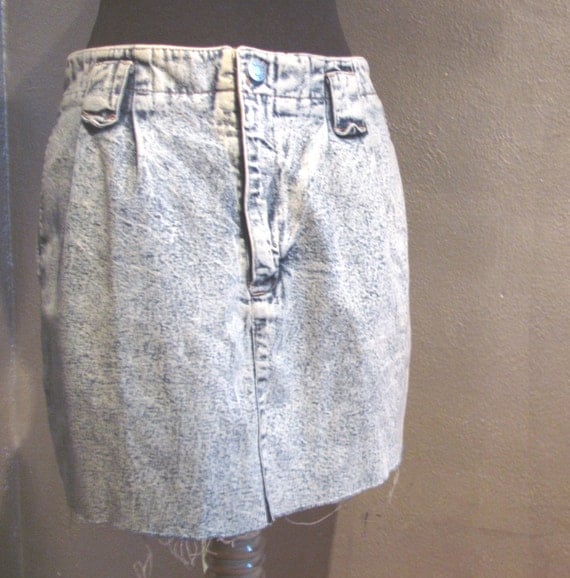 Acid Wash Cut Off Mini Skirt / Calvin Klein Denim