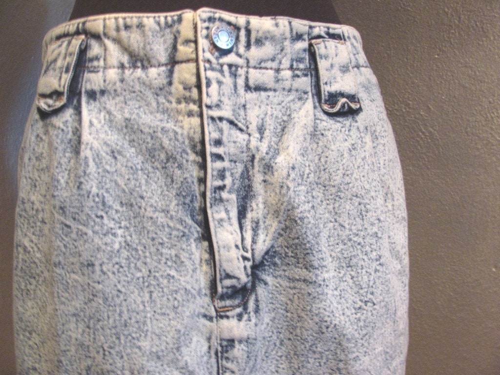 Acid Wash Cut Off Mini Skirt / Calvin Klein Denim
