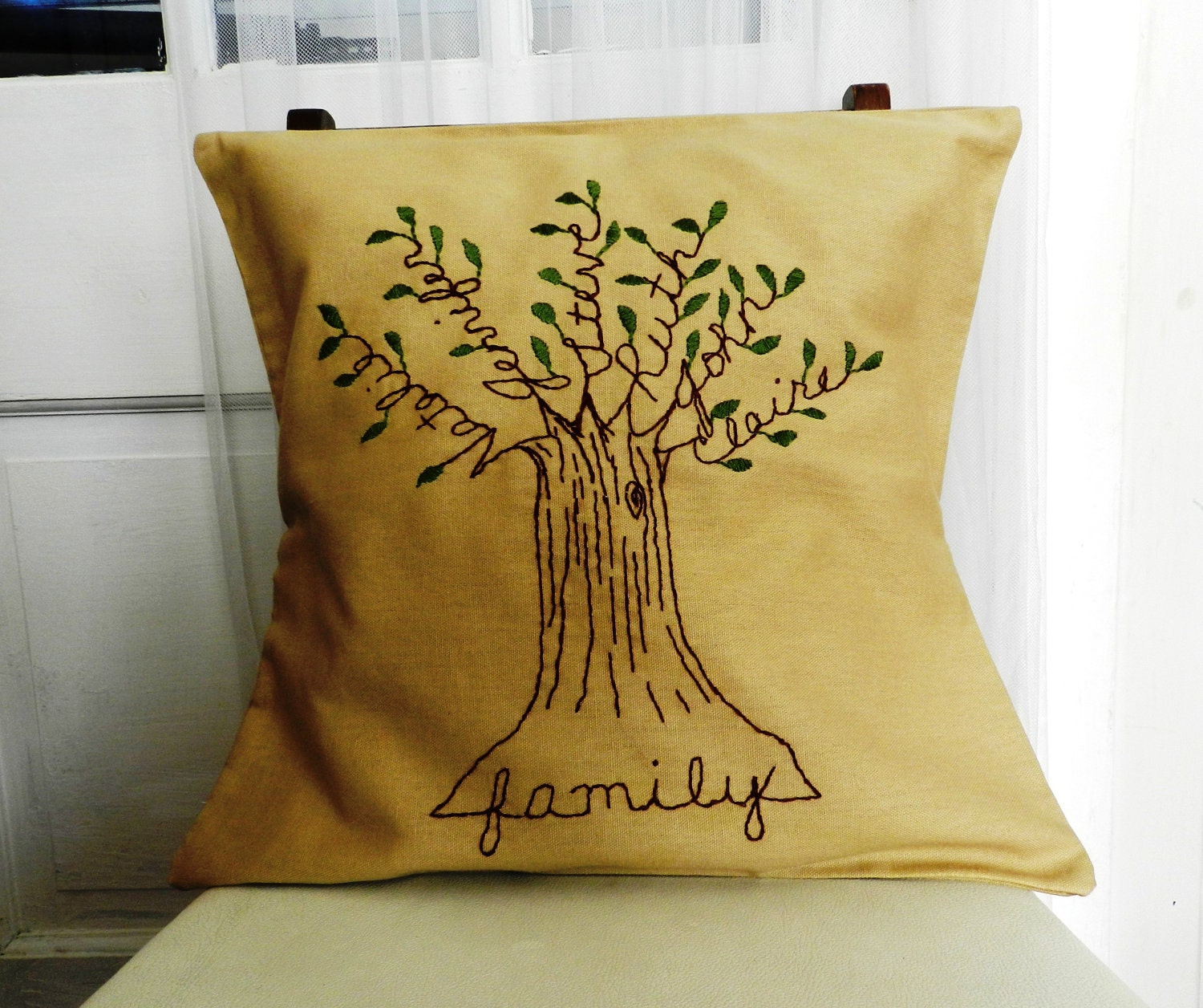 Personalized Family Tree Pillow Cover 16 inch. Fathers Day Embroidery. Family Names. Family. Light Brown or Gray.