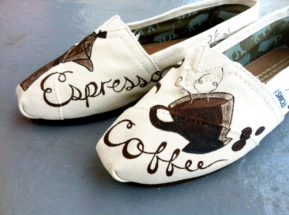 Cafe Custom TOMS