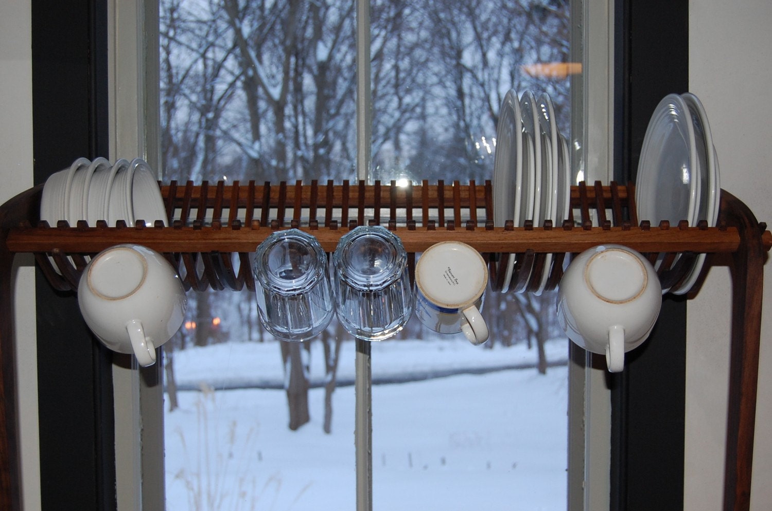 Mid century modern dry and store dishrack