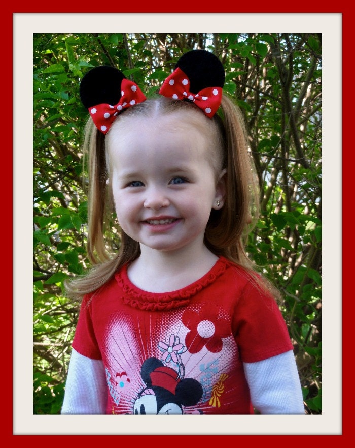 Minnie Mouse Ear Hair Clips (Set of 2)