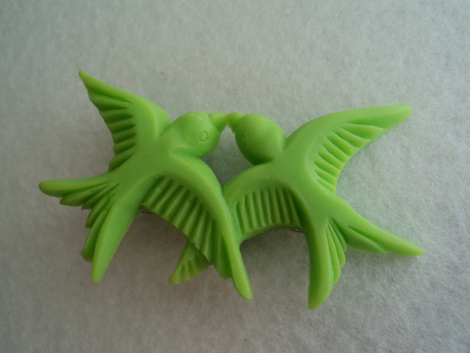 Love Birds Hair Clip, Lime Green
