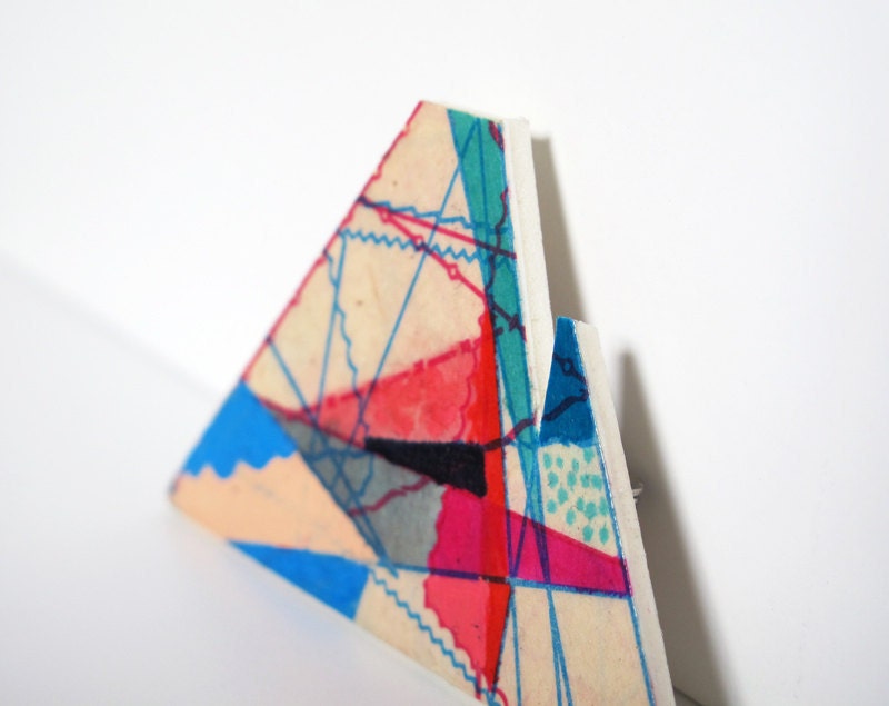 Hand-painted brooch - Volcano