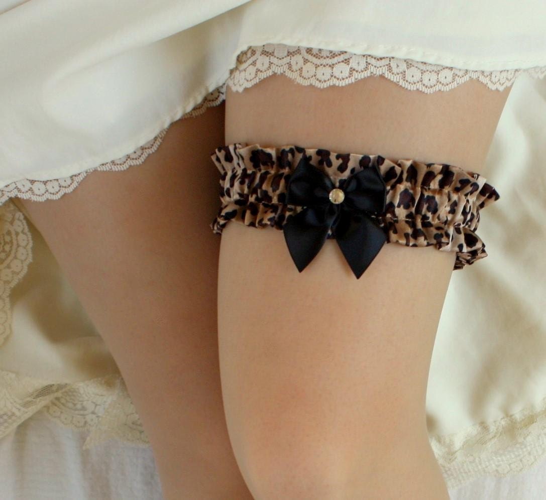 leopard print garter