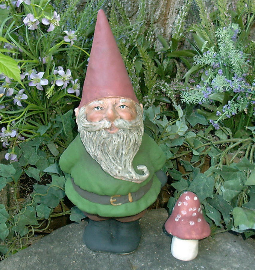 Forest 12-inch Tall Garden Gnome with Free Mushroom - Item R152