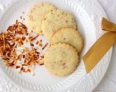 Natural & Organic Toasted Coconut Cookies (12 count)