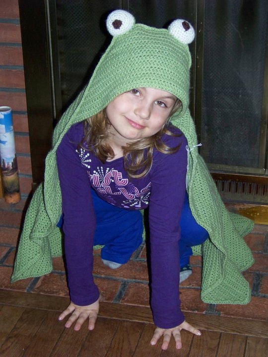 Hooded Froggie Blanket