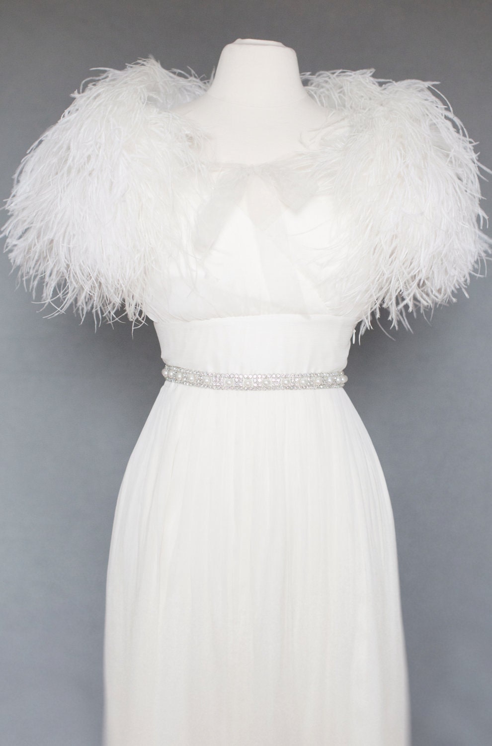 Ostrich Feather Toss (As Seen in The Knot)