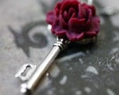Neo Victorian Red Rose Skeleton Key Necklace