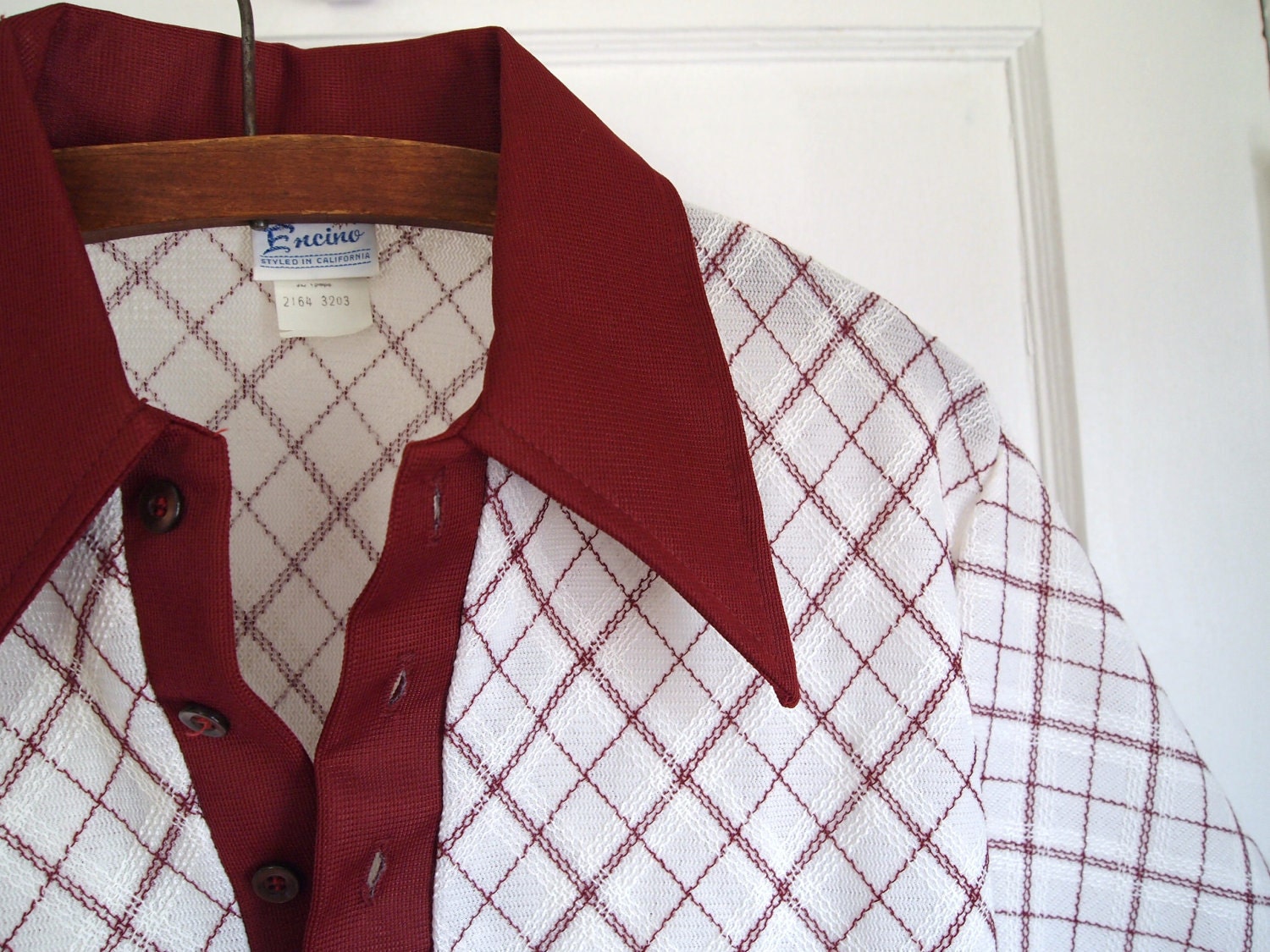 Vintage 1960's Men's White & Maroon Plaid Polo Shirt sz Med
