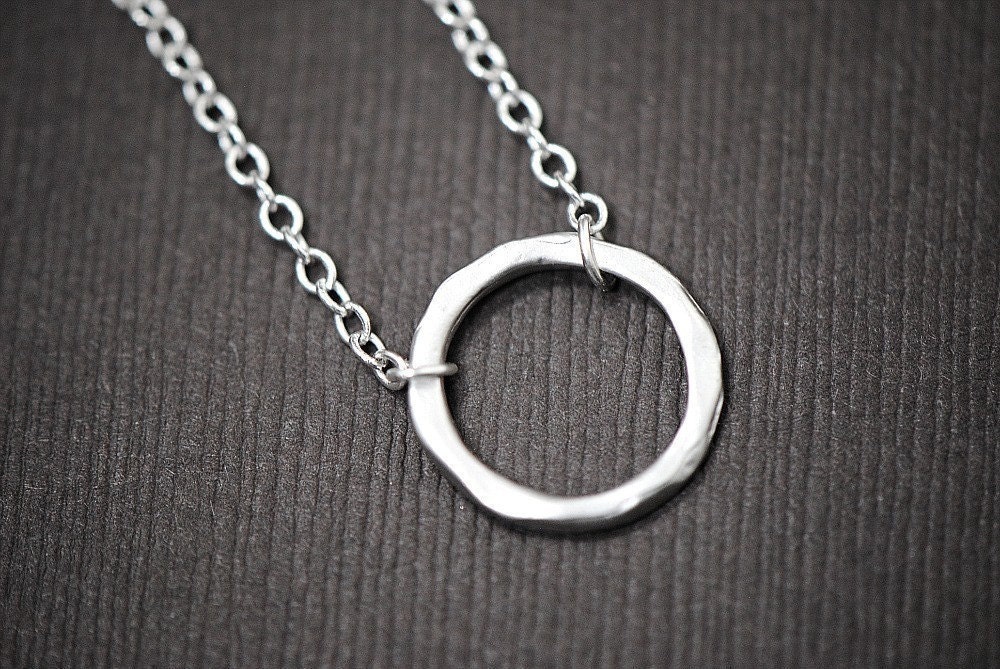 Hammered Circle Necklace Silver, Eternal Hammered Circle Necklace Perfect Gift, Bridesmaid Jewelry