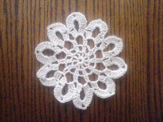FREE PATTERNS FOR CROCHETED SNOWFLAKES | Easy Crochet Patterns