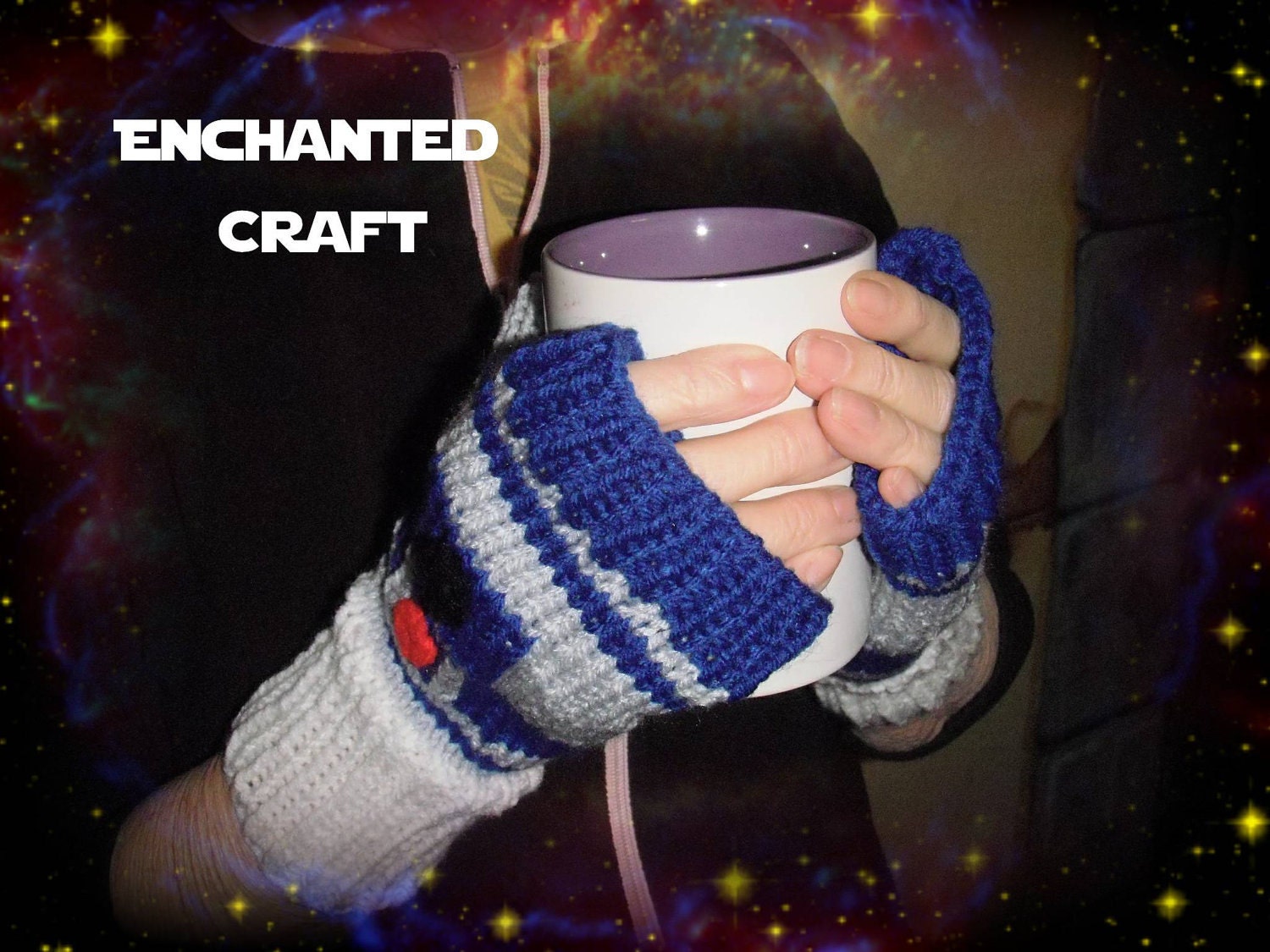 Knitted Star Wars R2-D2 Fingerless Gloves, droid