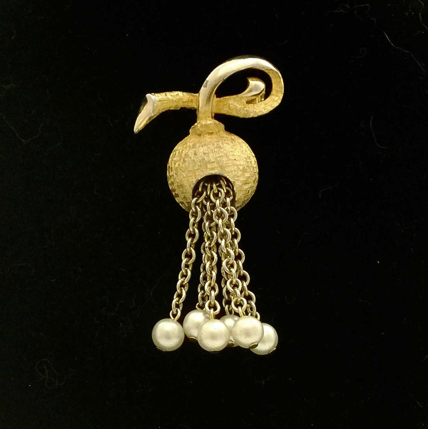 Vintage 1960s Brooch  Pendant Chains Tassel Pearls Bow