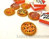 Dollhouse Miniature Food - Garlic Prawn Pizza with Take Away Box - 1/12 Scale