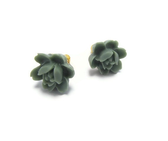 Lilly flower Post Earrings-Feminine Pretty-Sweet 16-Great Gift- weddings, bridal party FREE SHIPPING