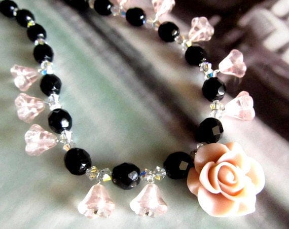 Black and pink Necklace, Feminine pretty, pink glass cones, czech glass beads, Resin Flower.